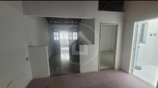 CASA COM PONTO COMERCIAL