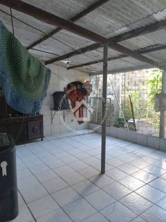 Casa com 2 pavimentos no José Conrado de Araújo