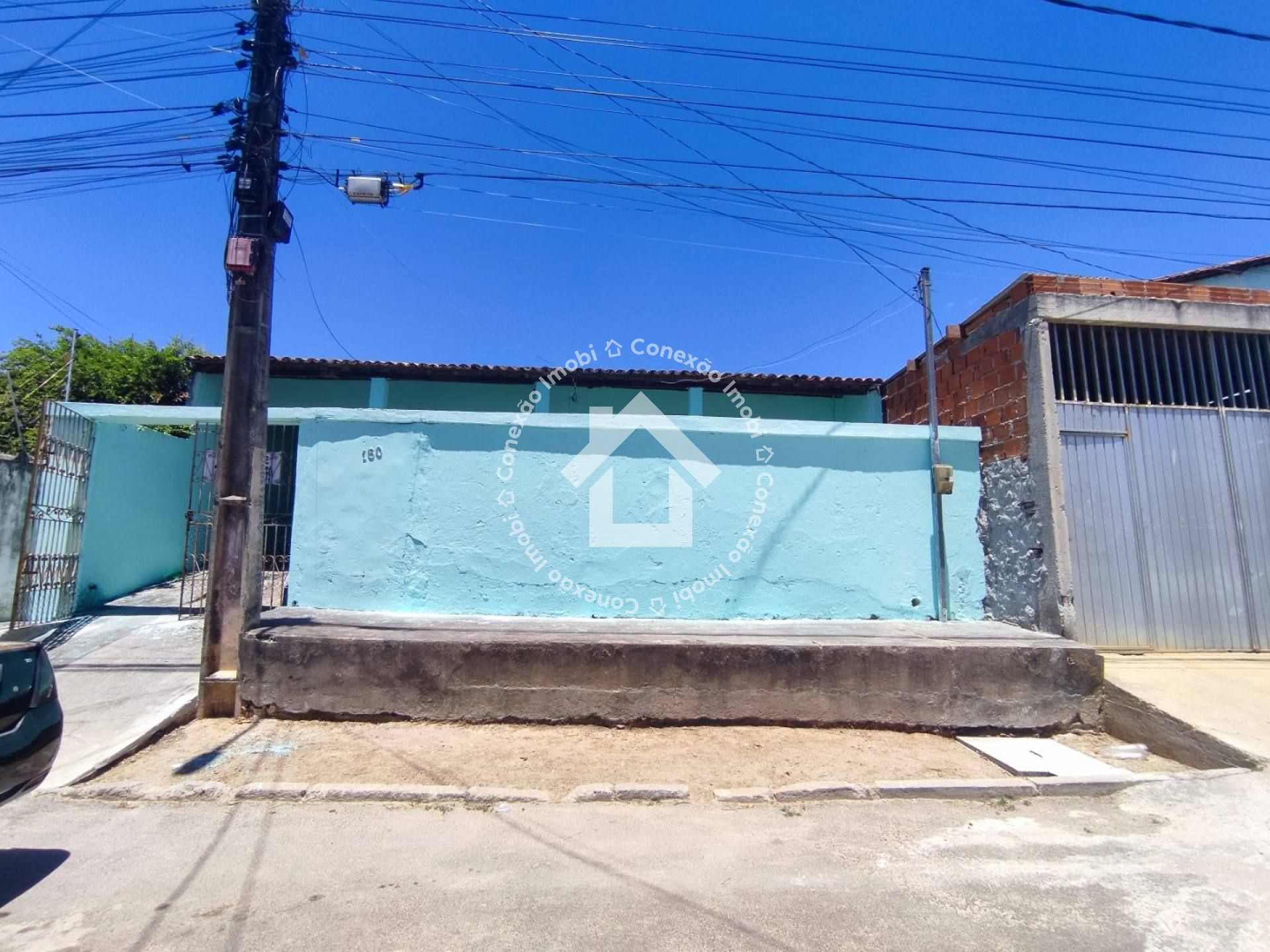 Casa à venda no Bairro Dom Luciano com 225m²