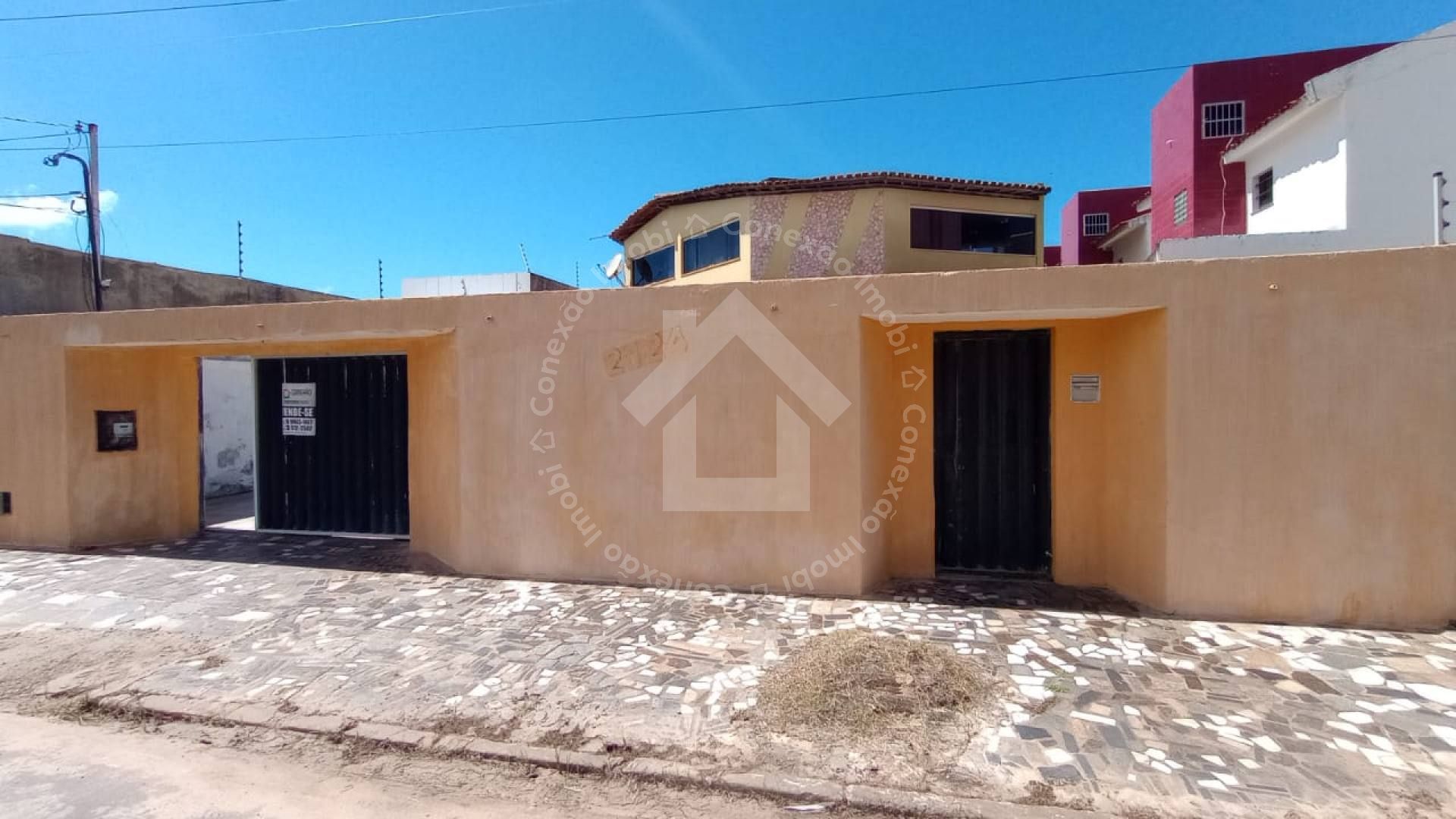 Vende-se casa no Coroa do Meio com 6 quartos