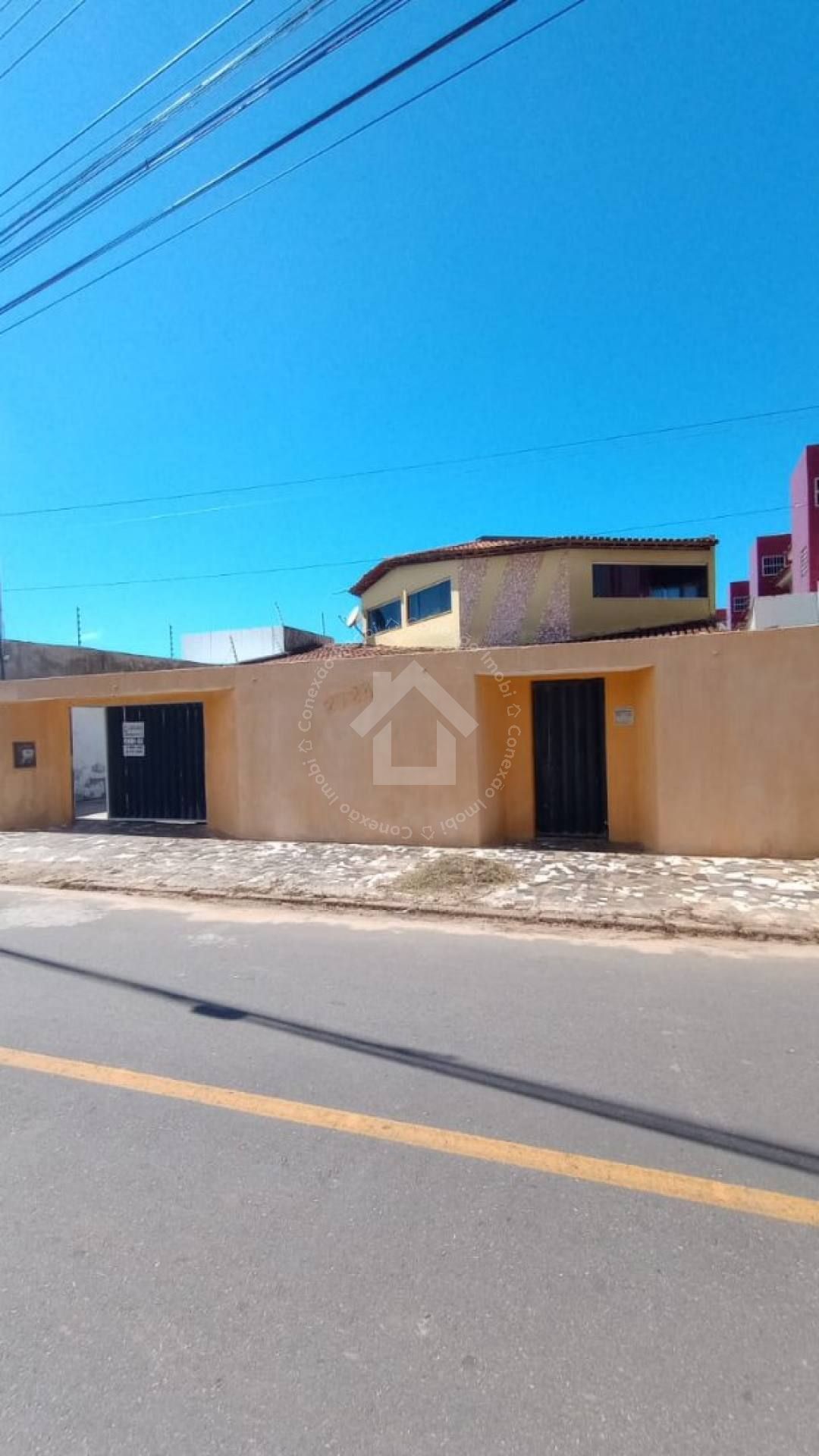 Vende-se casa no Coroa do Meio com 6 quartos
