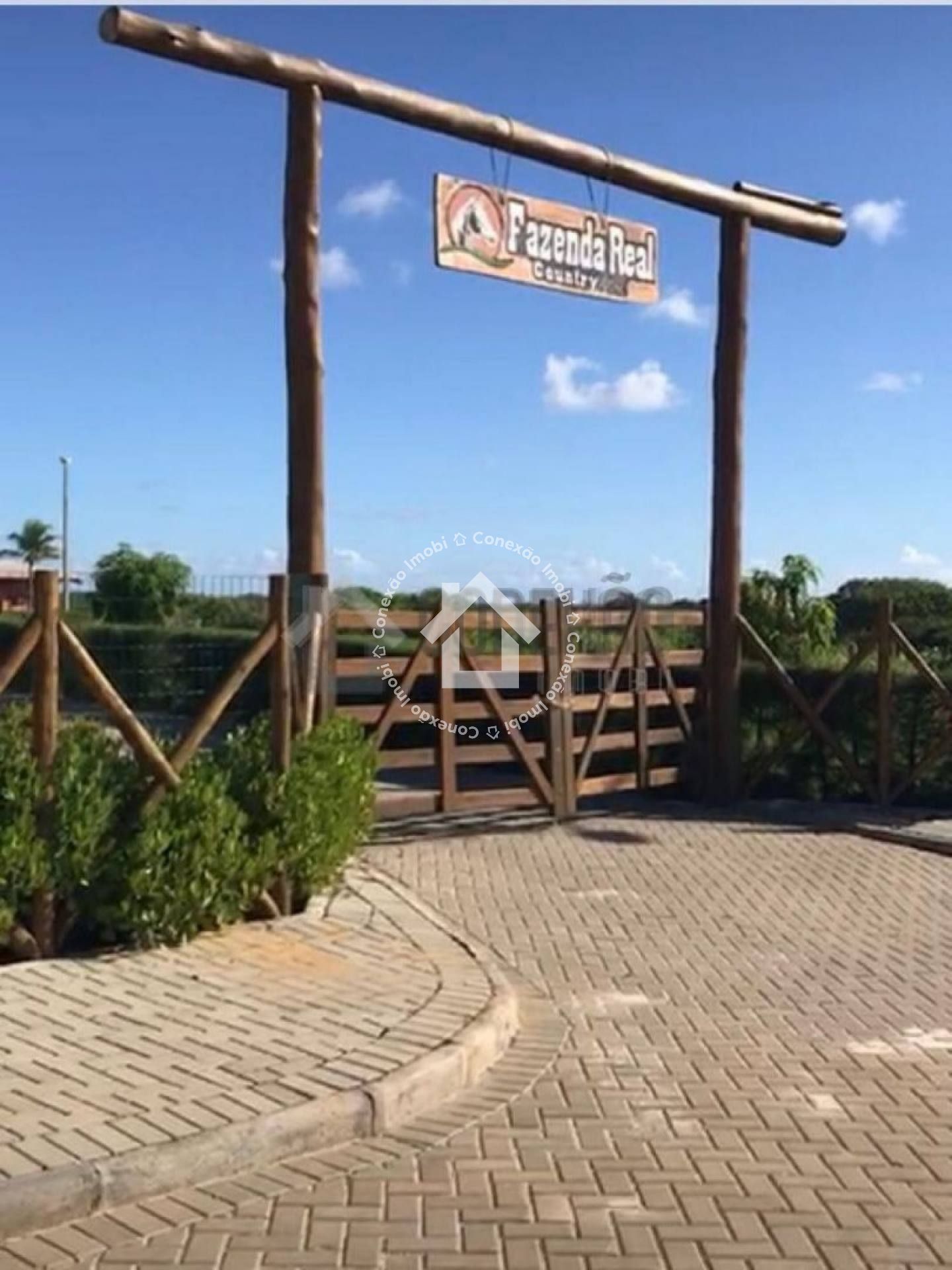 VENDE-SE Lote com 525m² no Fazenda Real Residence 2 em Estância