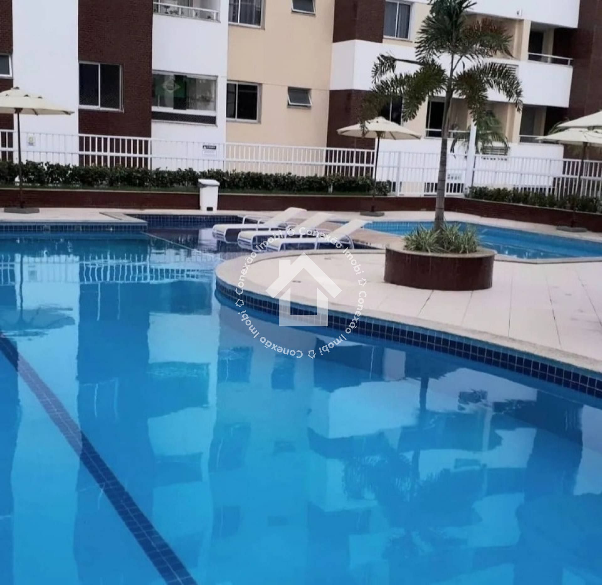 Apartamento com 2 quartos sendo 1 suíte a venda no Jabotiana - Porta Fechada