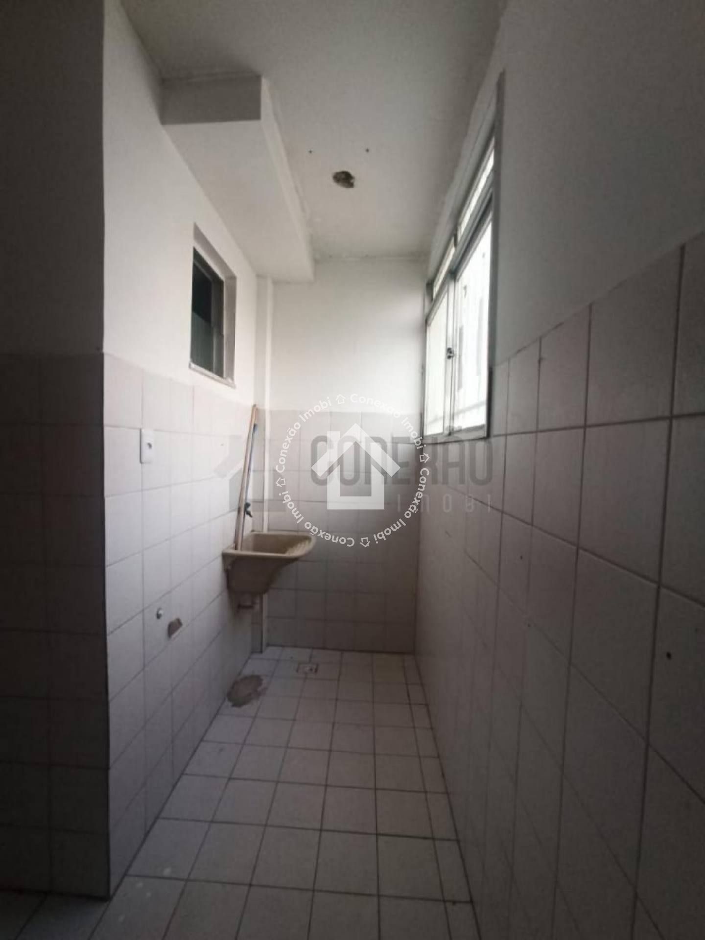 Casa com 14 Kitnets no Siqueira Campos