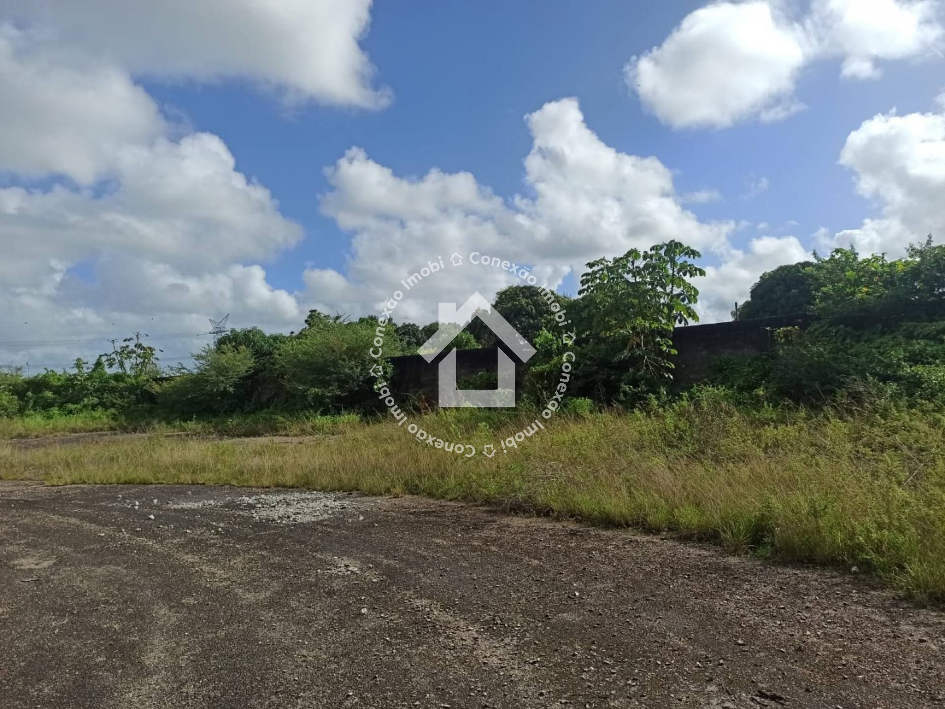 Terreno à venda em Nossa Senhora do Socorro
