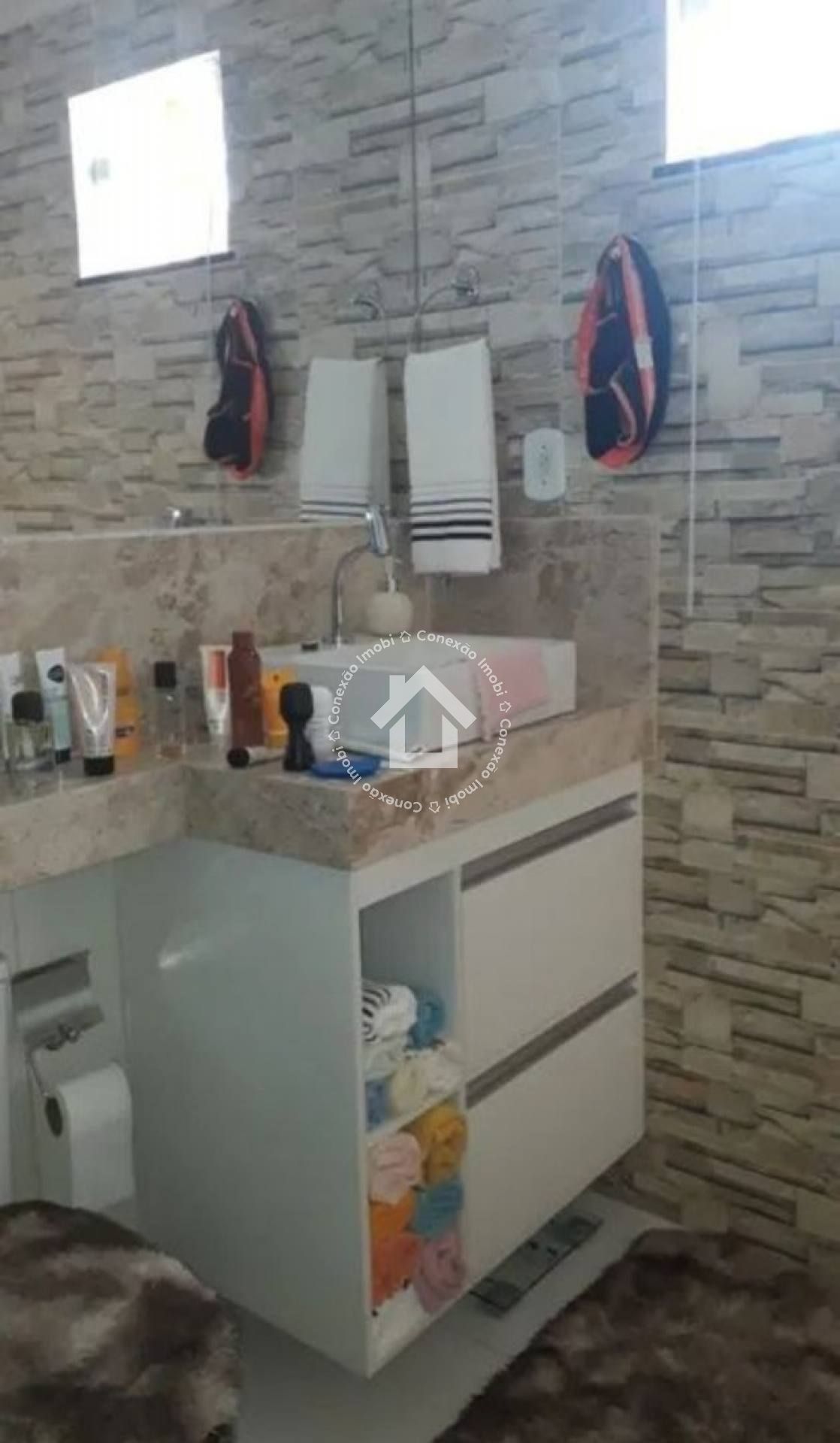 Casa à venda com 2 quartos no bairro Aruana