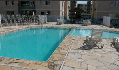 Apartamento no cond. Jardim de Versalles na Farolândia