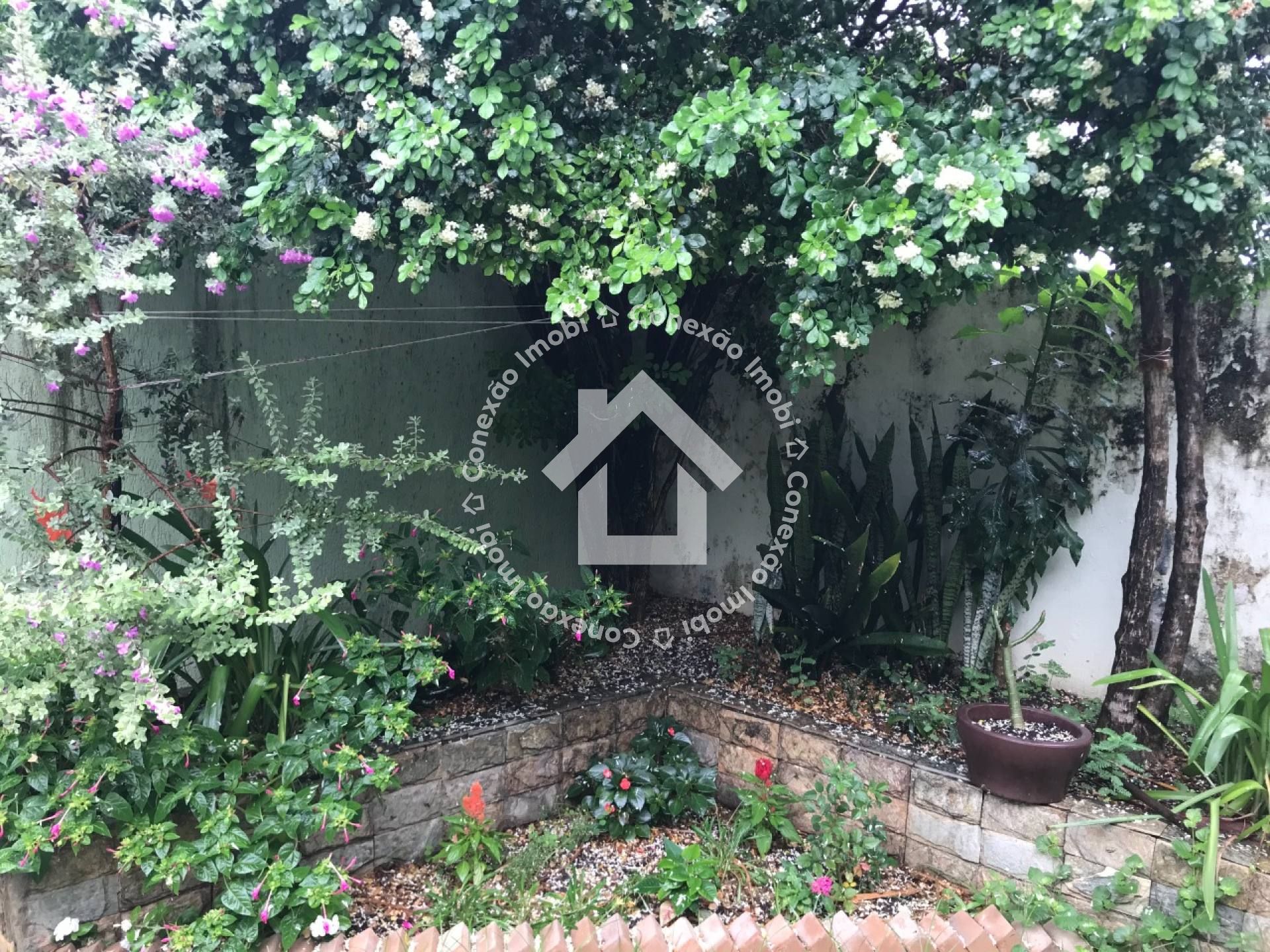 Sobrado (casa com 2 pavimentos) no Jabotiana