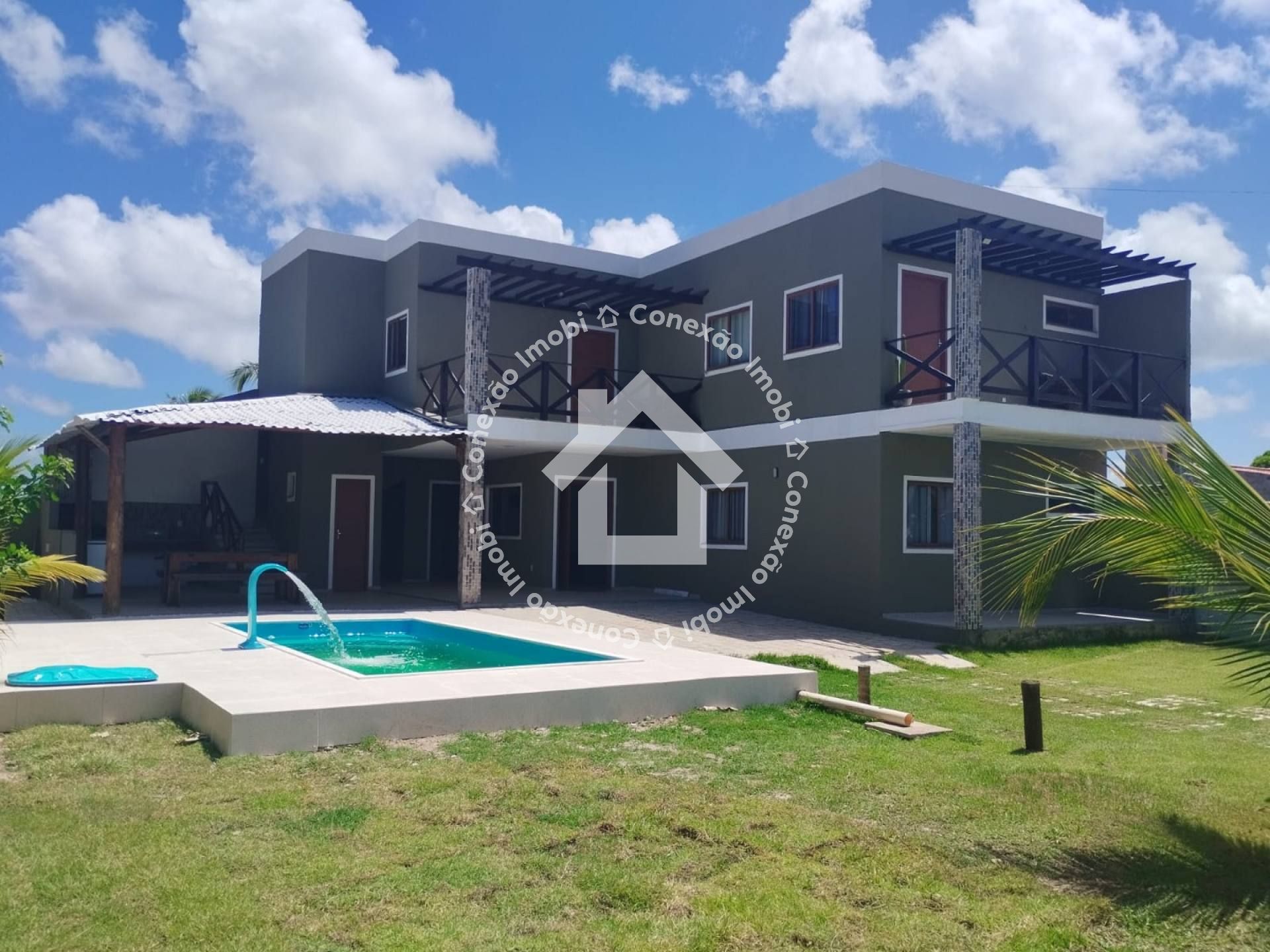 Vende-se Casa com 500m², próximo à Lagoa dos Tambaquis em Estância-SERGIPE