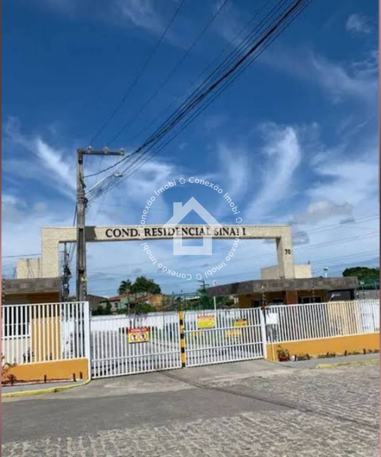 Vende-se casa porteira fechada no Condomínio Residencial Sinai 1 com 3 quartos