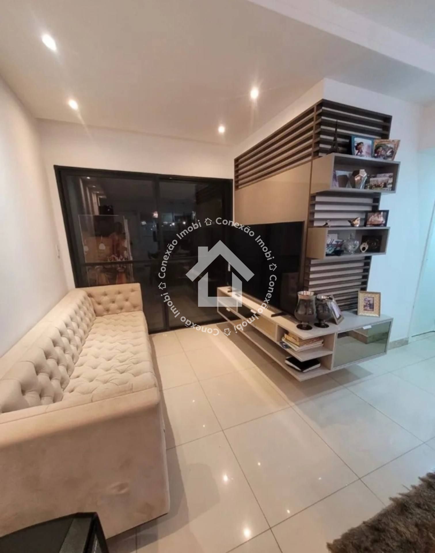 Apartamendo à venda no Condomínio Virtuosi, Bairro Luzia em Aracaju com 3 quartos