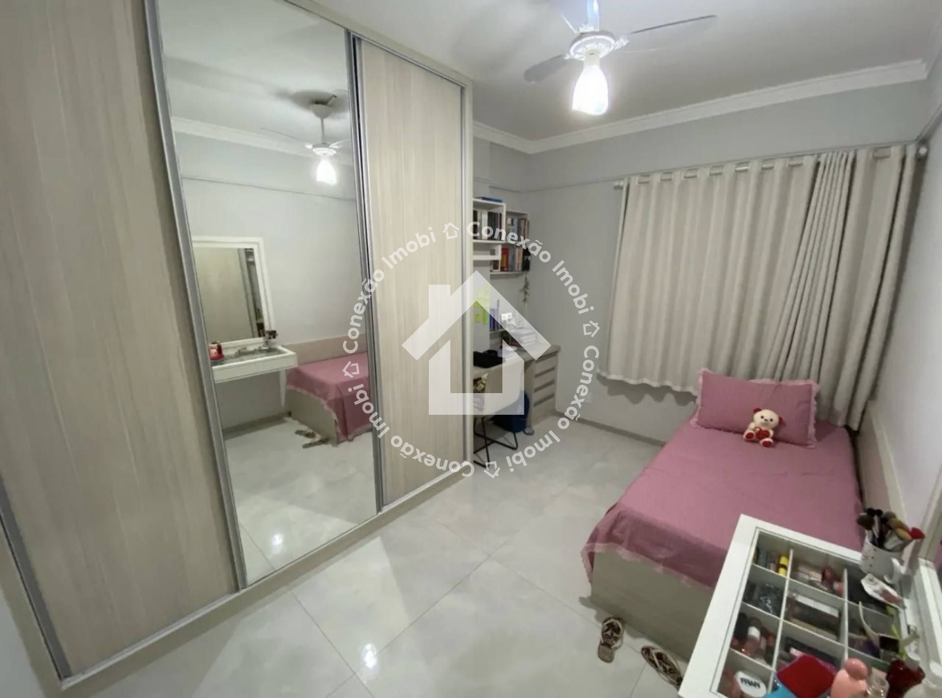 Apartamento à venda no Edifício Pégasus no Bairro Suíssa