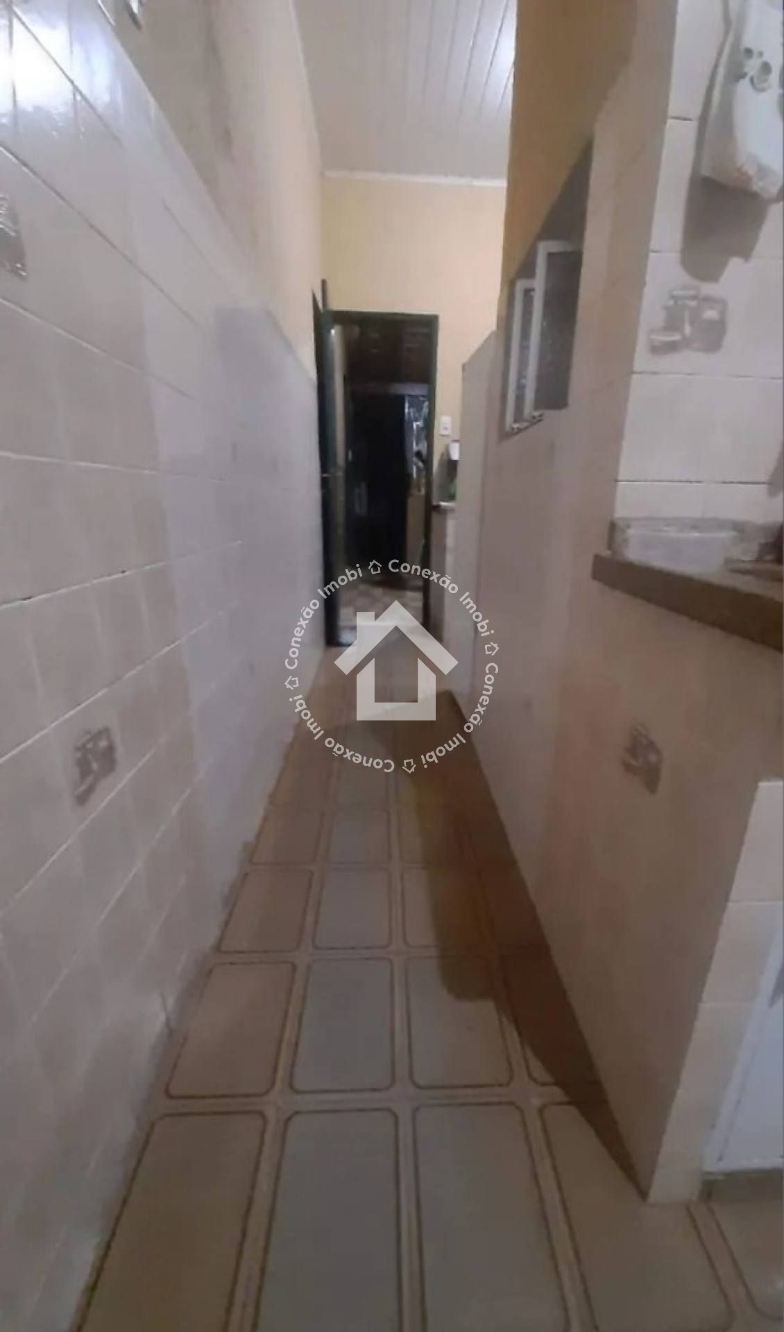 Casa à venda com 3 quartos sendo 1 suíte no Bairro Dom Luciano em Aracaju
