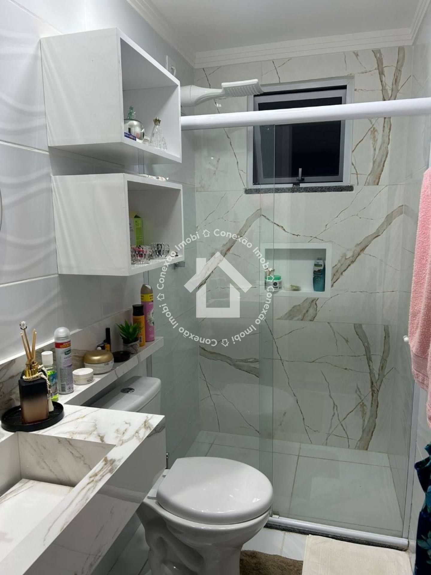 Apartamento à venda no Condomínio Green Village com 3 quartos