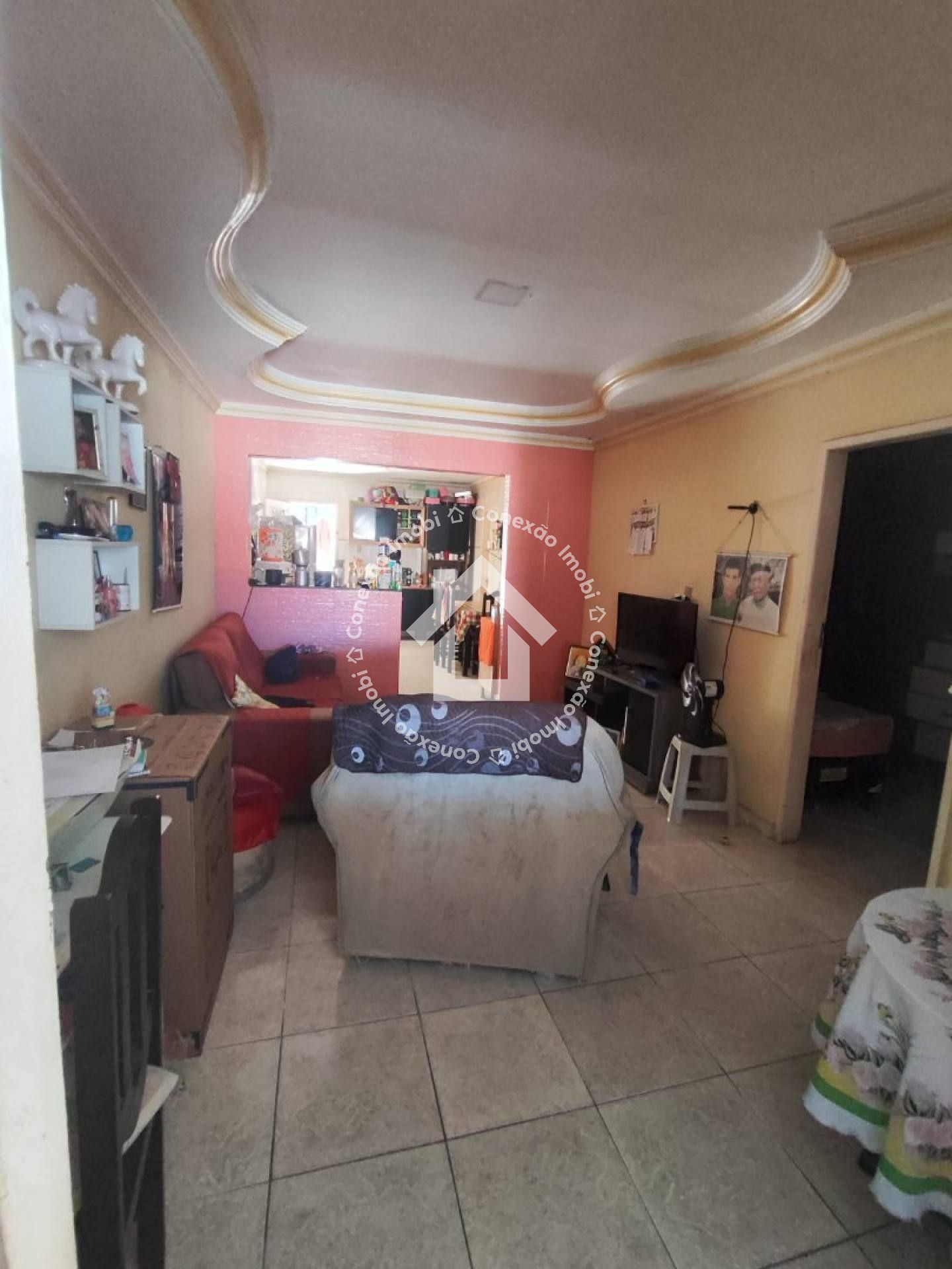 Casa à venda com 3 quartos sendo 1 suíte no Bairro América