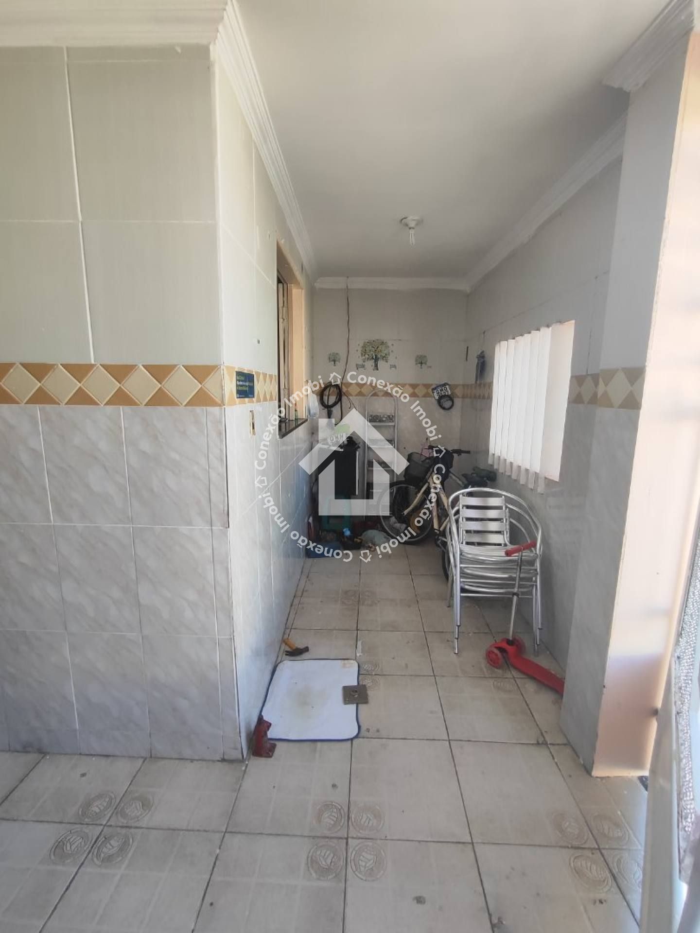 Casa à venda com 3 quartos sendo 1 suíte no Bairro América
