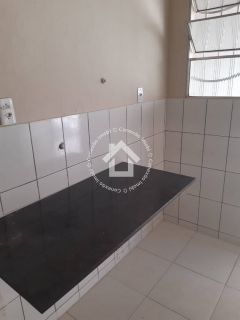 Casa à venda na Aruana | 2 Quartos e Garagem para 4 Carros