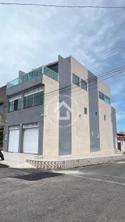 Casa com ponto comercial para Vender com 04 quartos 01 suítes no bairro Novo Paraíso em Aracaju