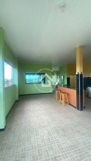 Casa com ponto comercial para Vender com 04 quartos 01 suítes no bairro Novo Paraíso em Aracaju