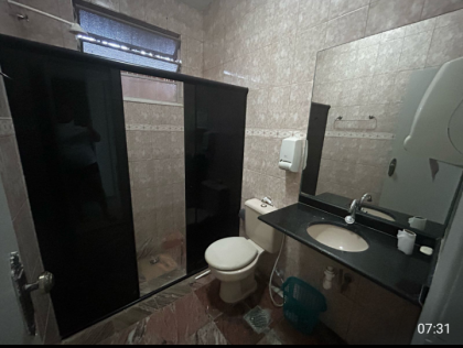 Casa com piscina ótimo para comércio