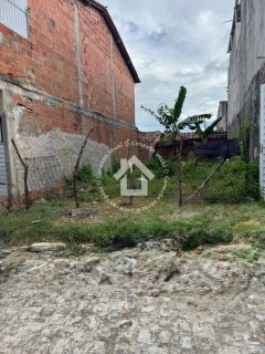 Terreno de 90m² à venda em Laranjeiras no Conjunto Manuel do Prado Franco