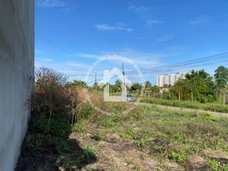 Terreno/Lote de esquina na Aruana