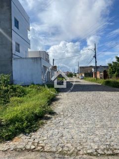 Terreno/Lote de esquina na Aruana