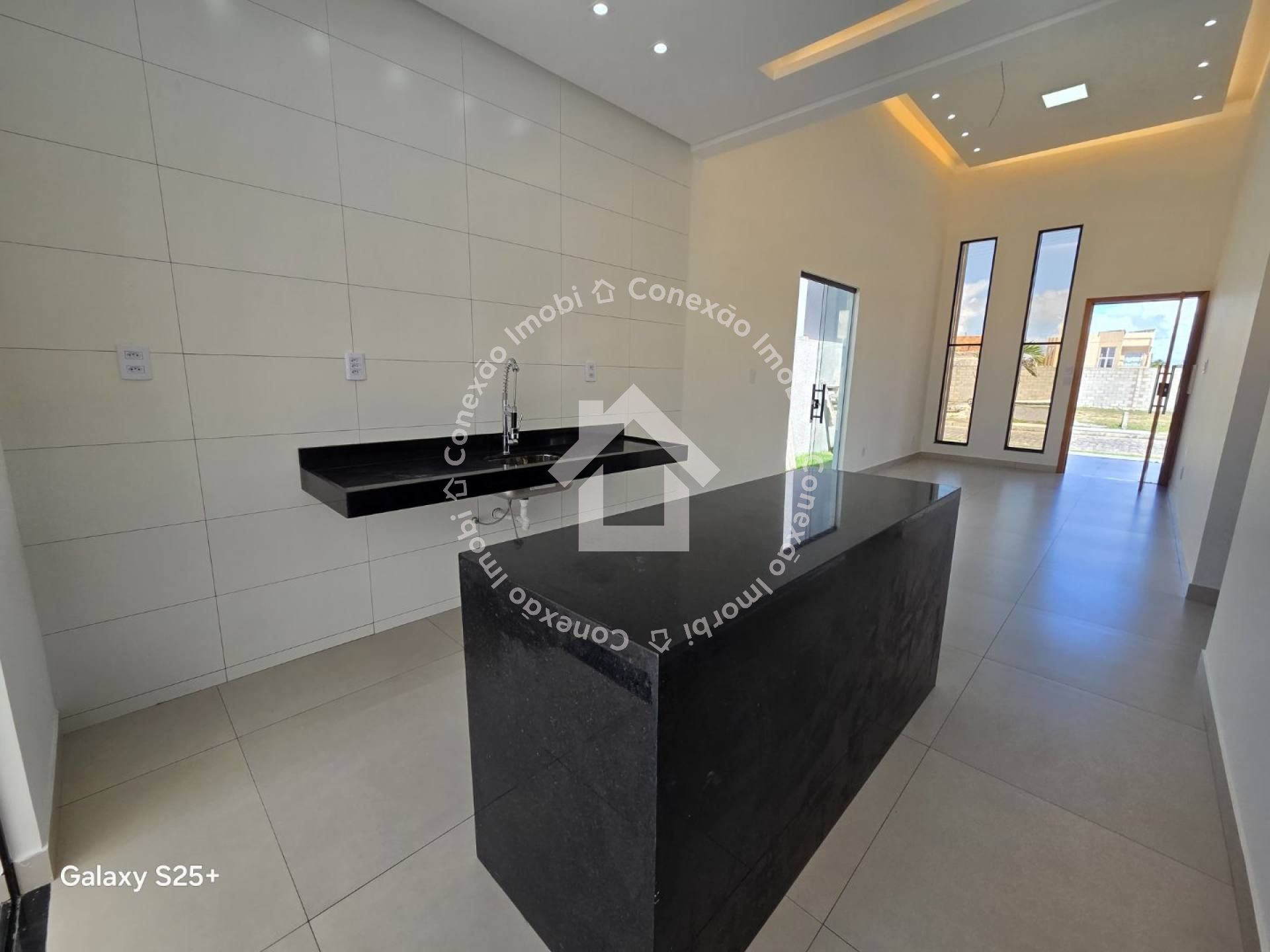 Casa no CONDOMÍNIO SOL E PRAIA à venda com 3 quartos na Barra dos Coqueiros