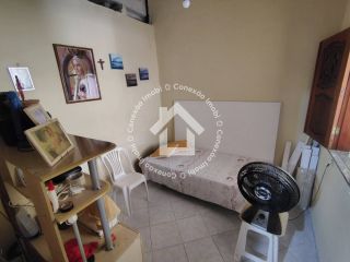 VENDE-SE casa com quintal no Bugio