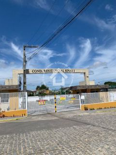 Casa no Condomínio SINAI 1 pra vender no Bairro Olaria em Aracaju com 2 quartos