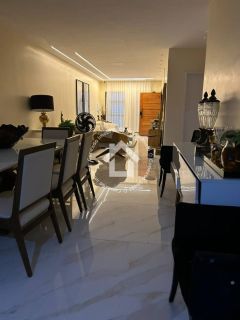 Casa à venda na Aruana