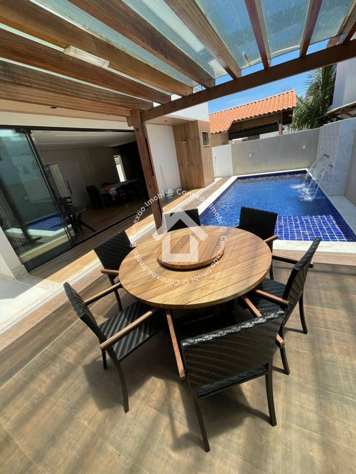 Casa à venda no CONDOMÍNIO COSTA MARINA | 4 Quartos, 3 Suítes