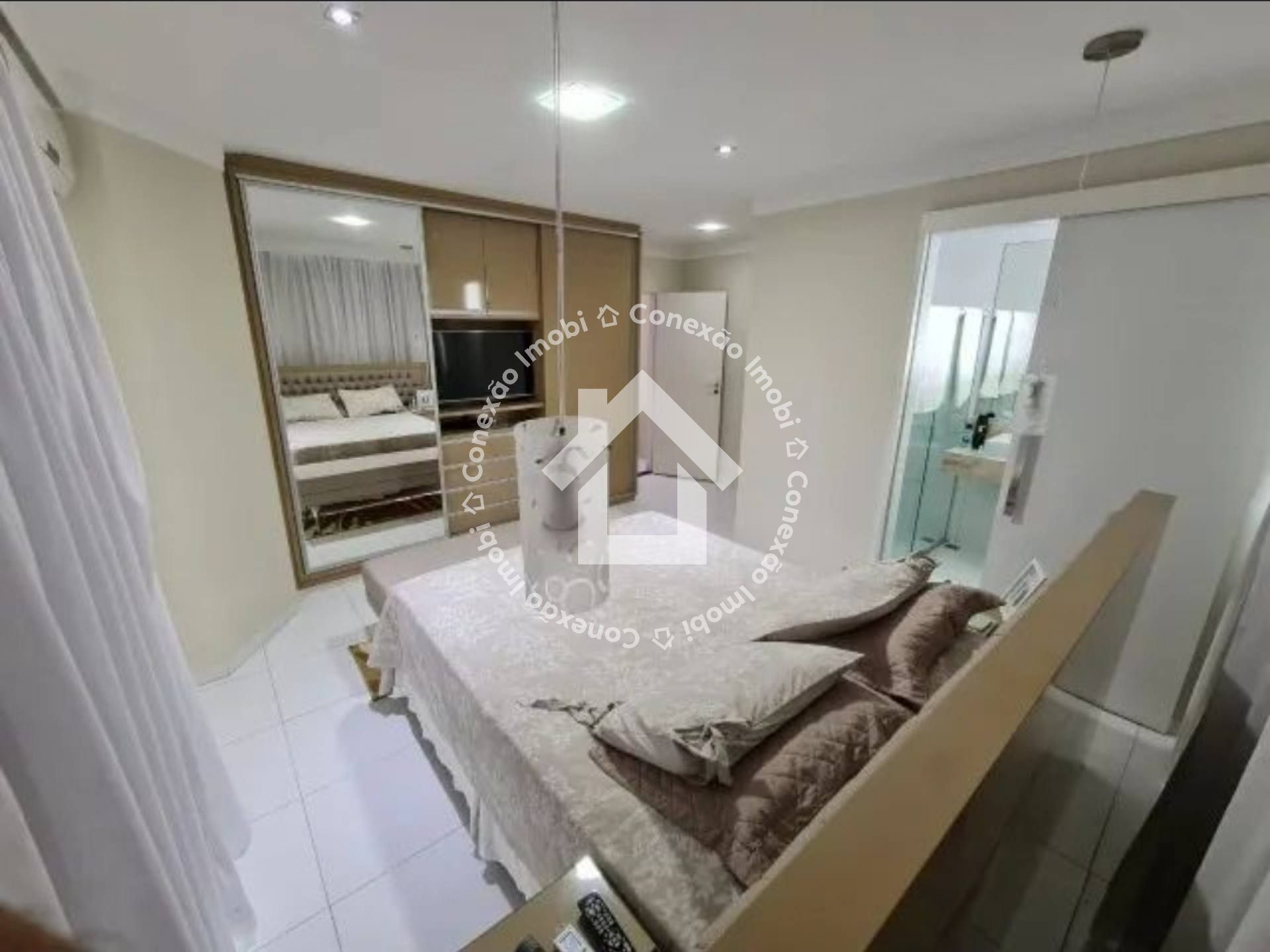 Casa Ampla com Móveis Planejados à venda na Farolândia | Ideal para Família ou Home Office