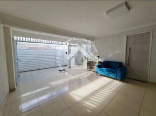 Casa com 5 quartos sendo 3 suítes à venda na Farolândia