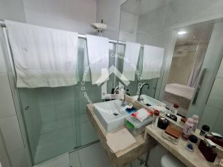 Casa com 5 quartos sendo 3 suítes à venda na Farolândia