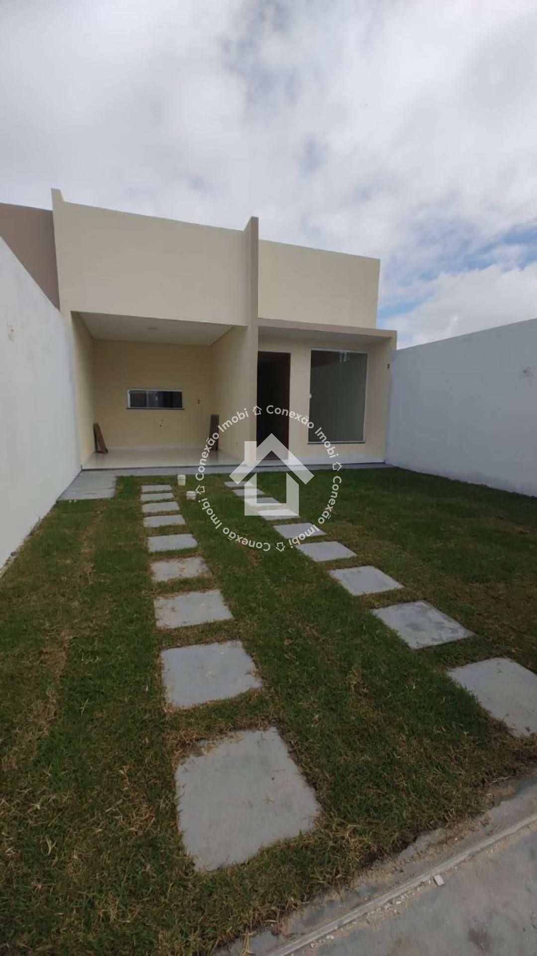 Vende-se casa na Barra dos Coqueiros