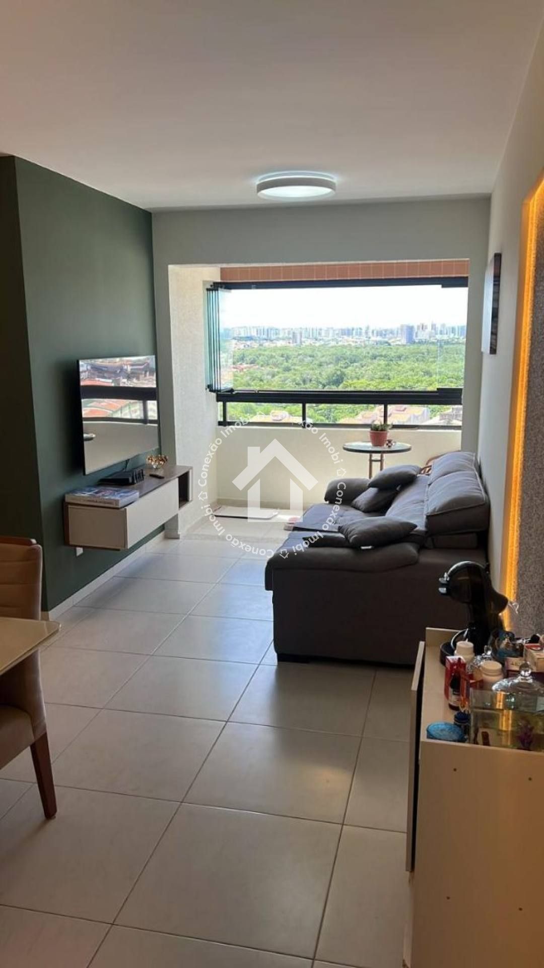 Vende-se apartamento no CONDOMÍNIO LE VERT BOULEVARD na Farolândia em Aracaju