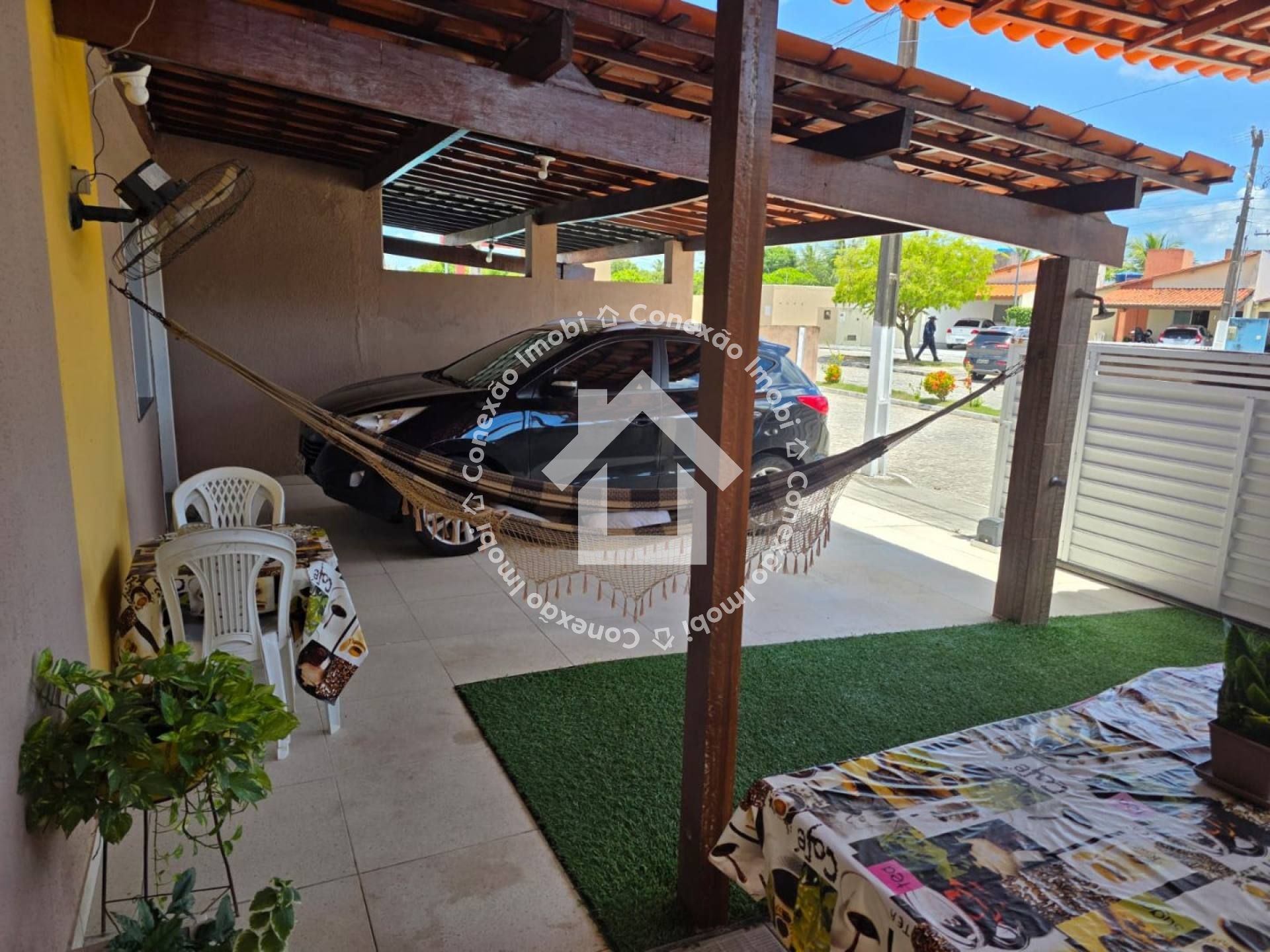 Vende-se casa reformada no CONDOMÍNIO TERRA NOVA em Nossa Senhora Do Socorro