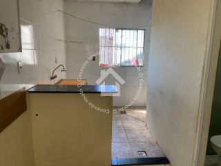 Casa de dois pavimentos à venda - Bairro Lamarão