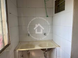 Casa de dois pavimentos à venda - Bairro Lamarão