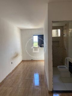 Casa de dois pavimentos à venda - Bairro Lamarão