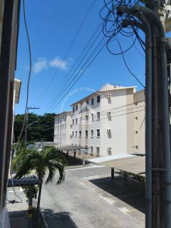 Vende-se apartamento no CONDOMÍNIO PRAIAS DO FORTE com 03 quartos no bairro Farolândia