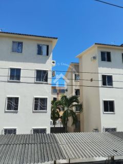 Vende-se apartamento no CONDOMÍNIO PRAIAS DO FORTE com 03 quartos no bairro Farolândia
