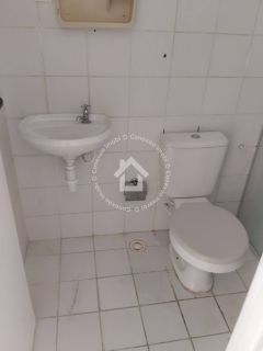 Vende-se apartamento no CONDOMÍNIO PRAIAS DO FORTE com 03 quartos no bairro Farolândia
