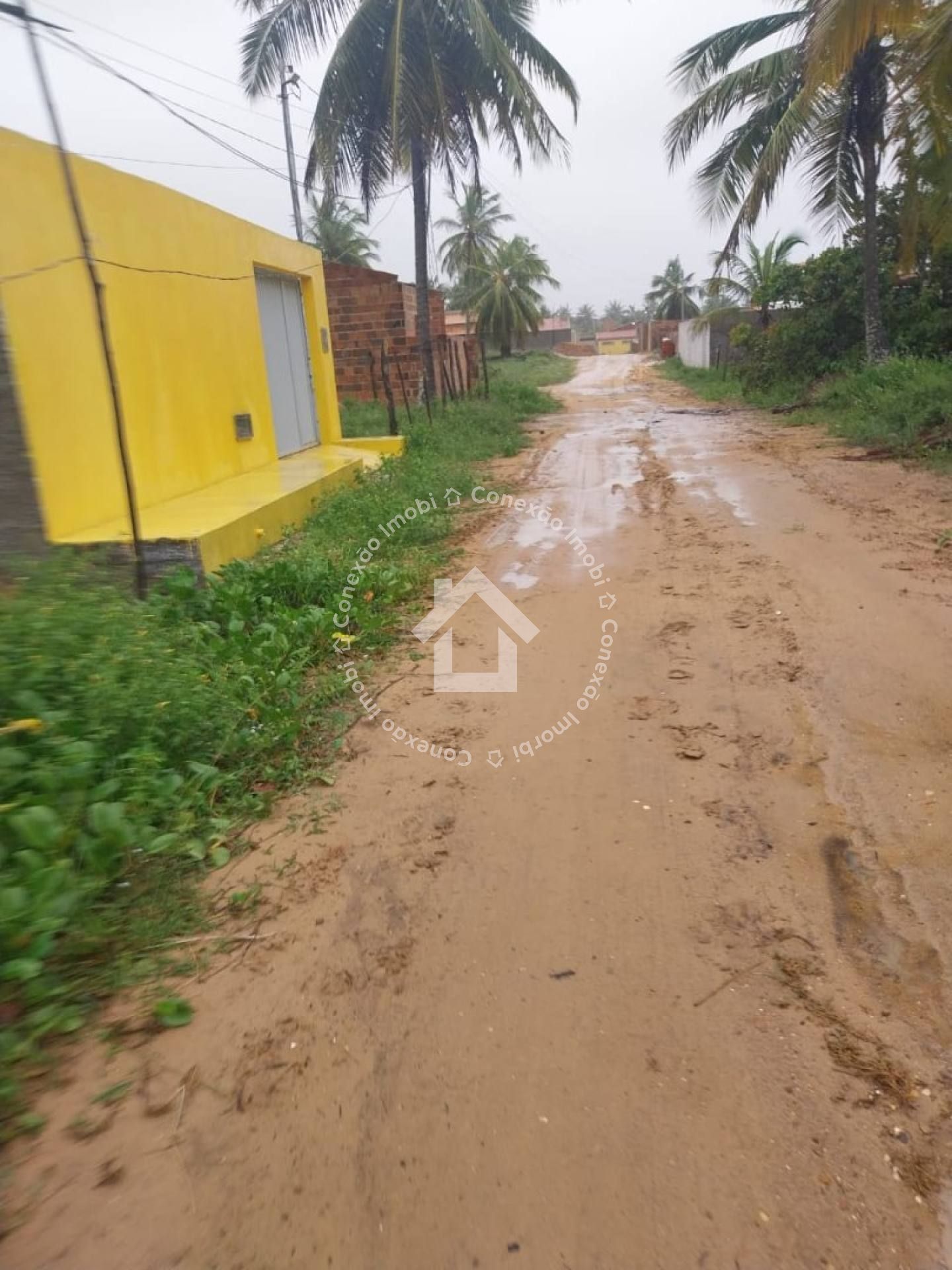 Vende-se Terreno na Praia da Caueira