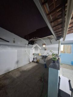 Vende-se Casa na Aruana