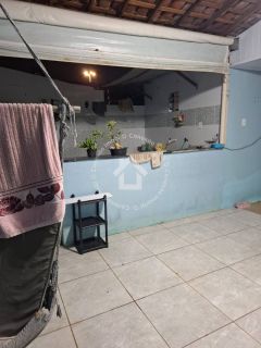 Vende-se Casa na Aruana
