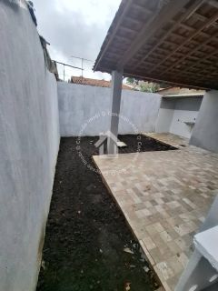 Casa à venda - Bairro Aruana