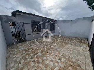 Casa à venda - Bairro Aruana