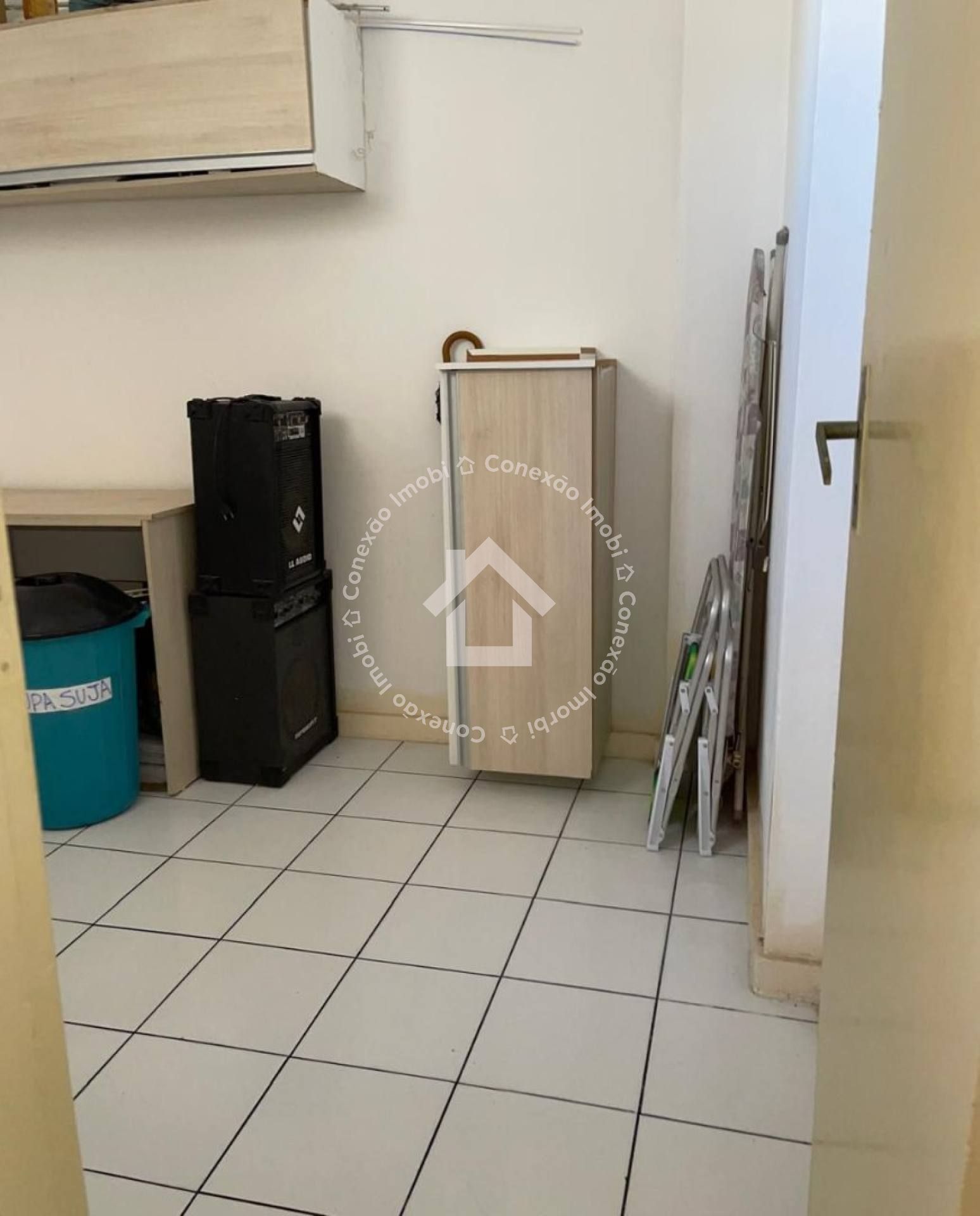Apartamento à venda no EDIFÍCIO SIMONE BEATRIZ- Bairro Suíssa em Aracaju | 4 quartos, 1 Suíte